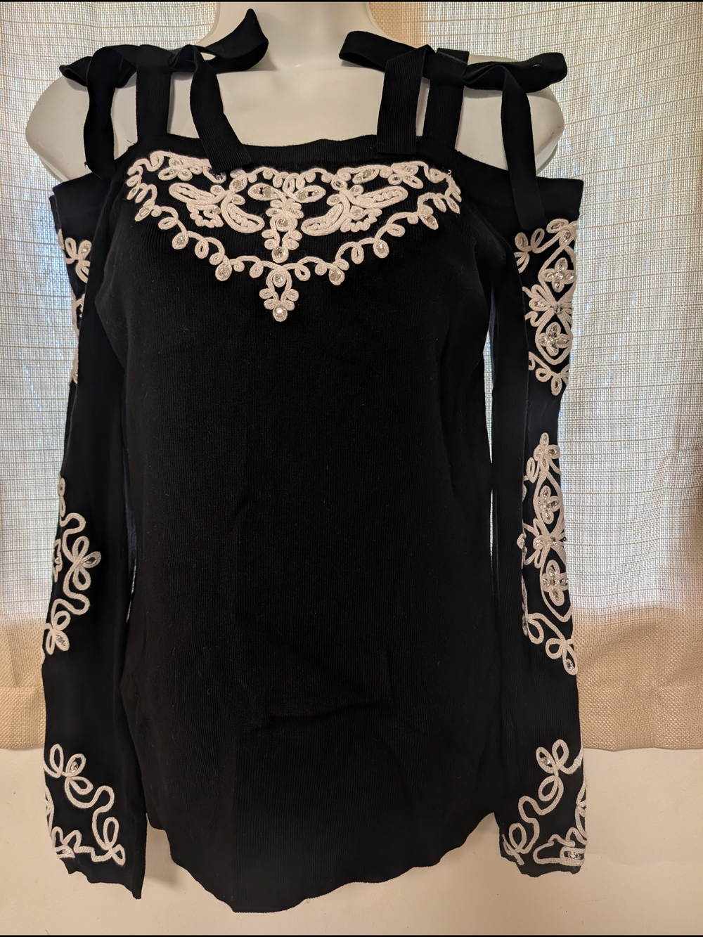 INC International Concepts Black Cold-Shoulder Top with White Embroidery Y2k Era